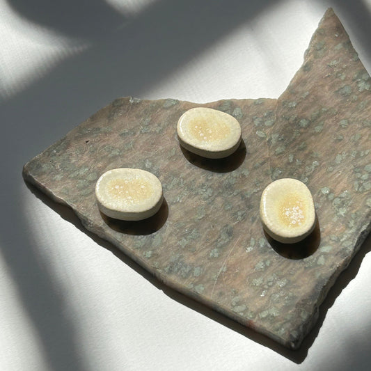 Magnets. Lozenge - Salt Bone Trio