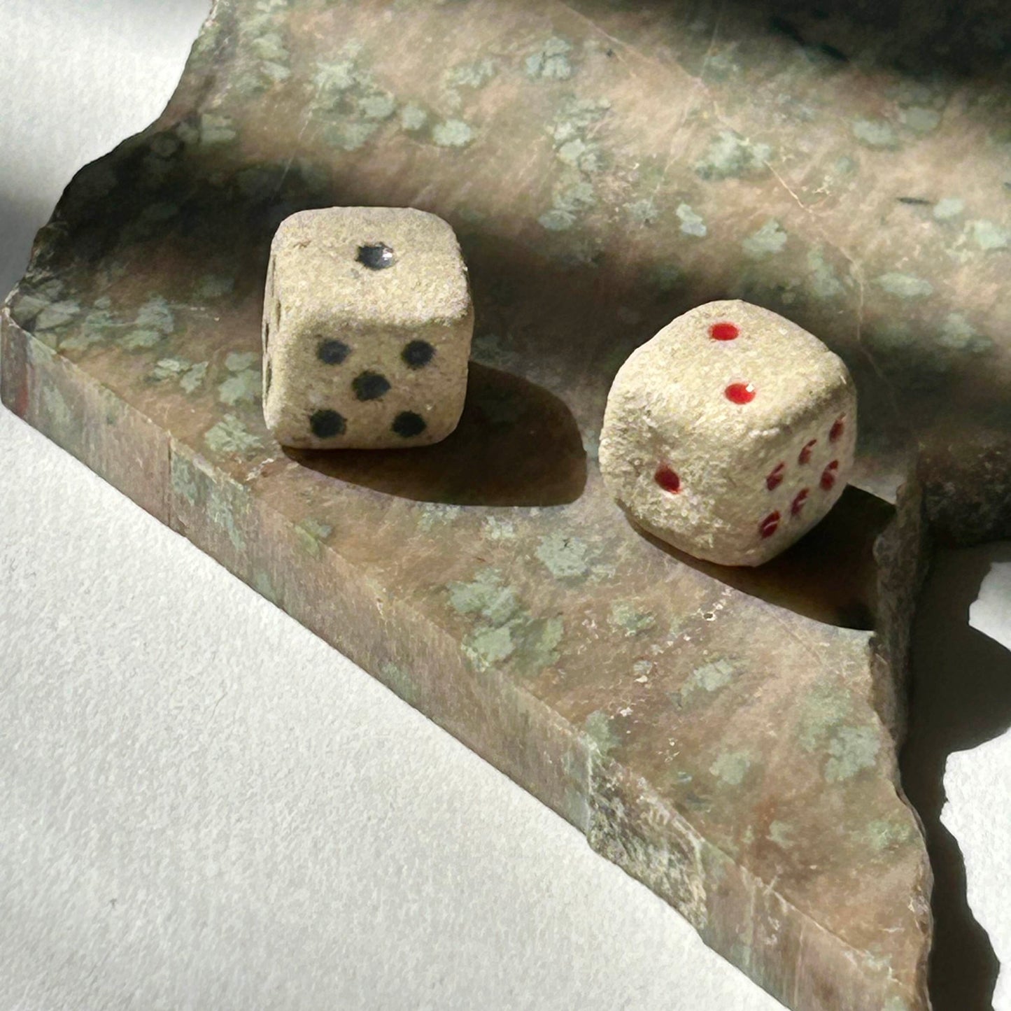 Dice 09 - Small Pair (Blue + Red)