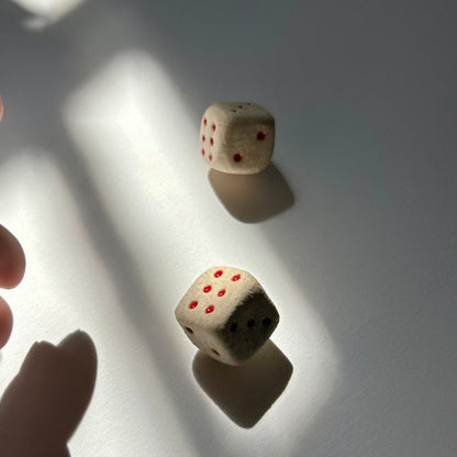 Dice 05 - Pair (Red)